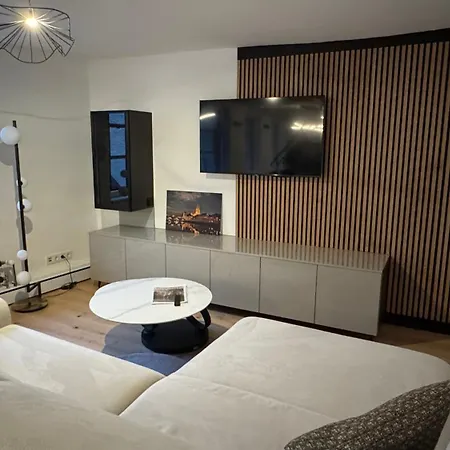 Apartment Brück Residenz - 100qm Altstadtwohnung An Der Steinernen Brücke Regensburg