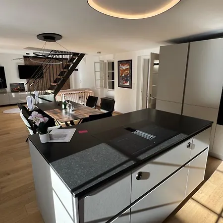 Apartman Brueck Residenz - 100qm Altstadtwohnung An Der Steinernen Bruecke Regensburg