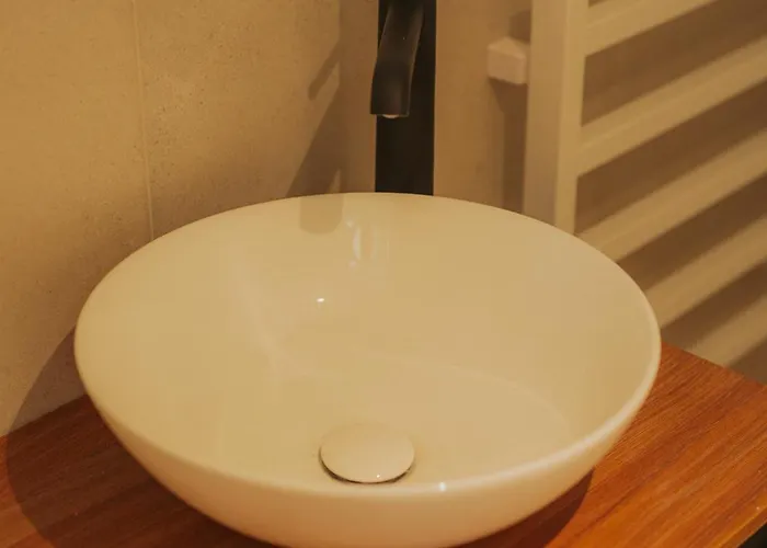 Apartmán Brueck Residenz - Denkmalwohnung An Der Steinernen Bruecke Řezno